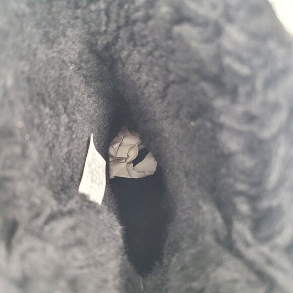 Koolaburra By UGG Women's Remley Short Black Suede Boots 1105792 US Size 6 - Picture 8 of 11